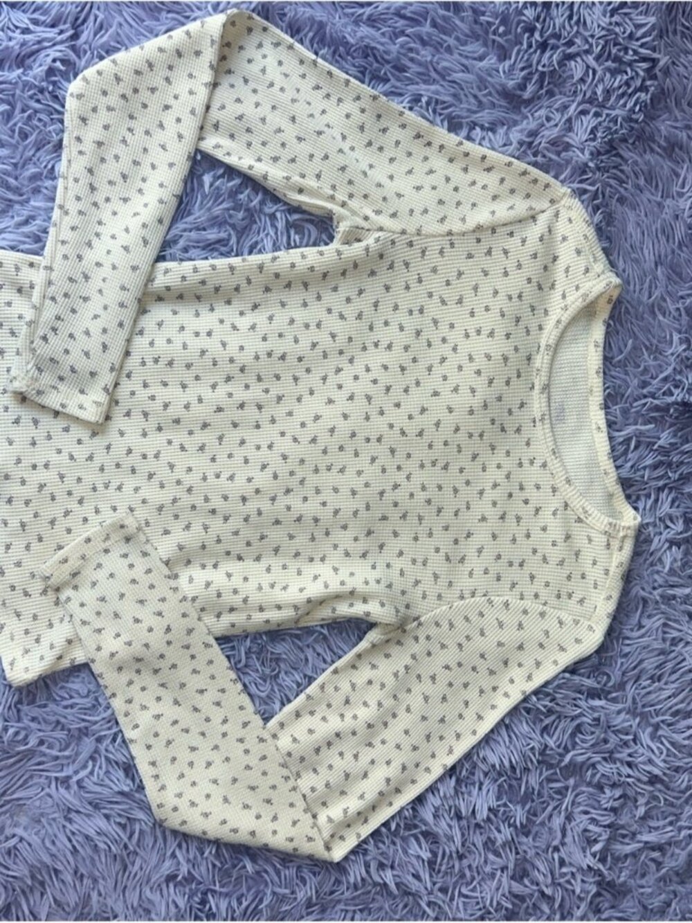 Pink Republic Cream Long-Sleeve Thermal Top with Small Gray Floral Print